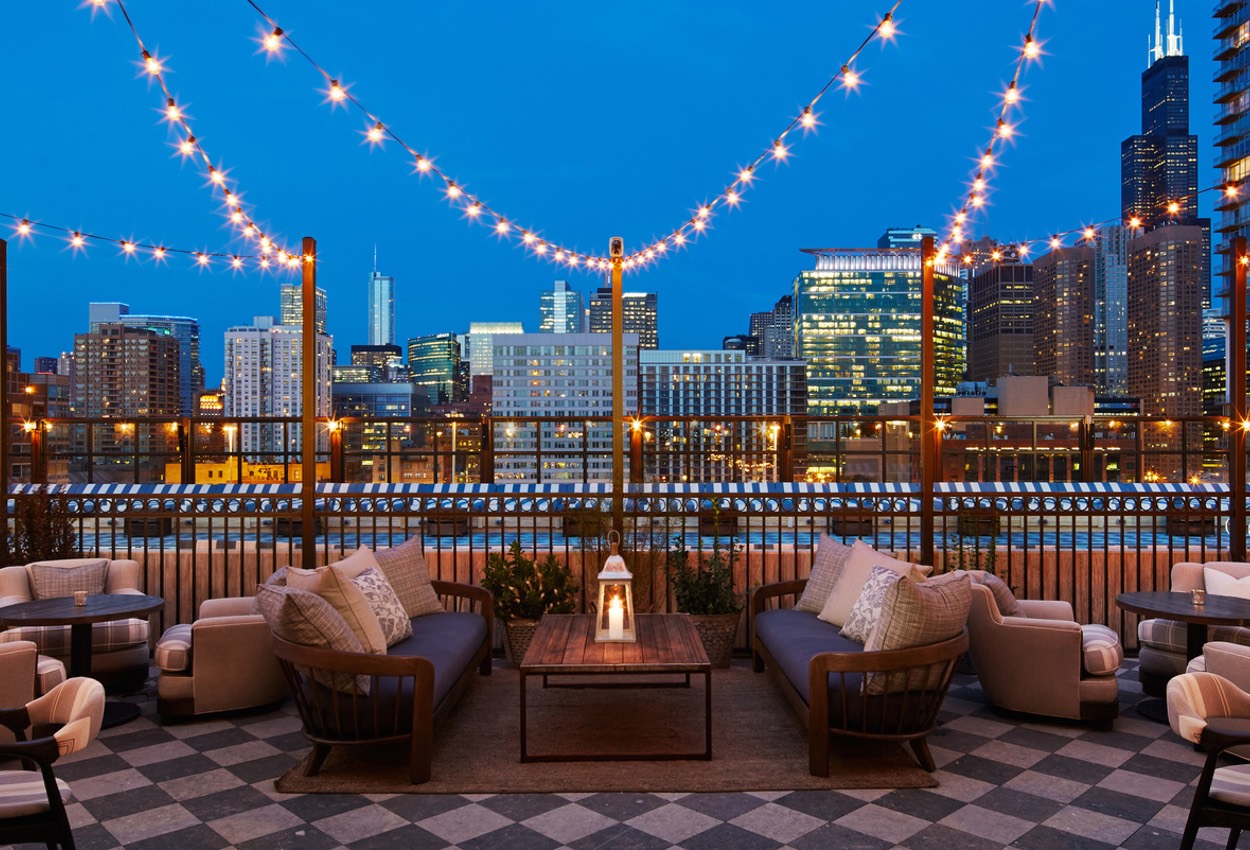 Top 5 Roof Decks In Chicago -- Memorial Day 2016 