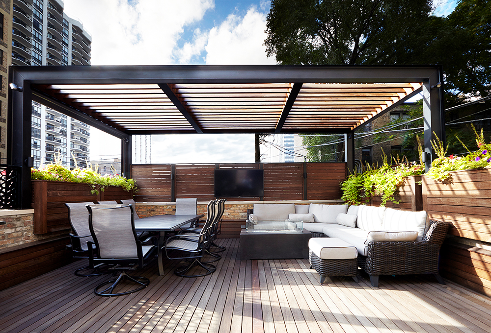 Restored Lincoln Park Home Garage Roof deck Featured IMG