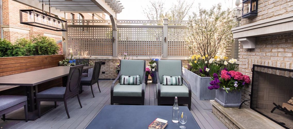 Parisian Paradise in The City - Chicago Roof Deck + Garden