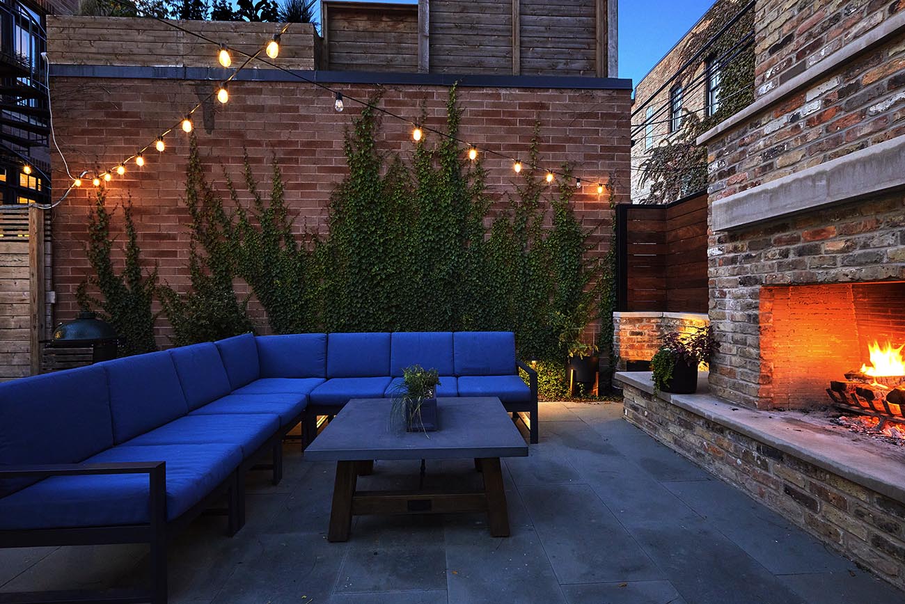 Chicago Roof Deck Trends for Outdoor Spaces in Chicago for the Fall of 2021 Main Photo 3