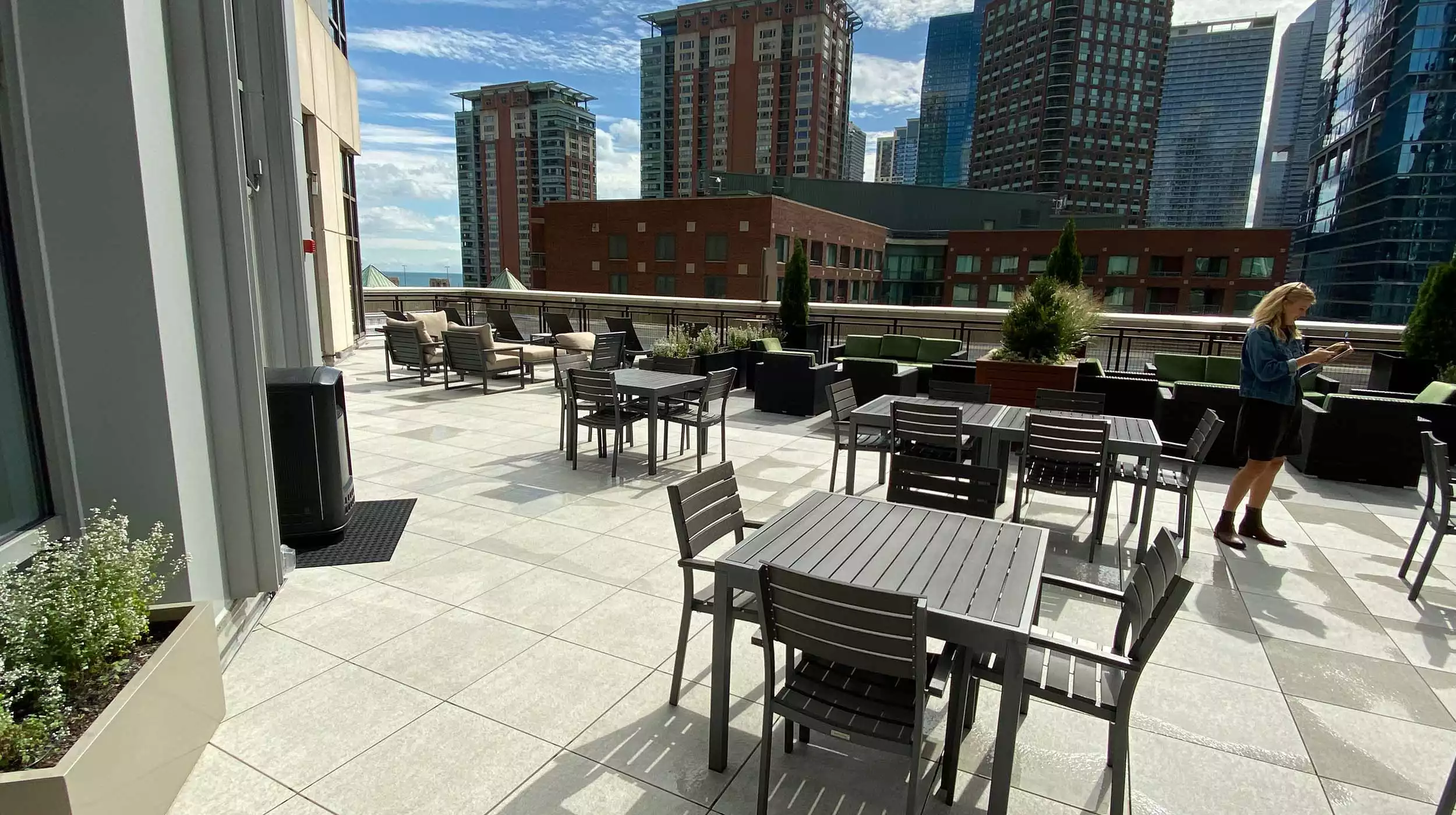 Chicago Roof Deck Projects McClurg Ct. Terrace Photo 4