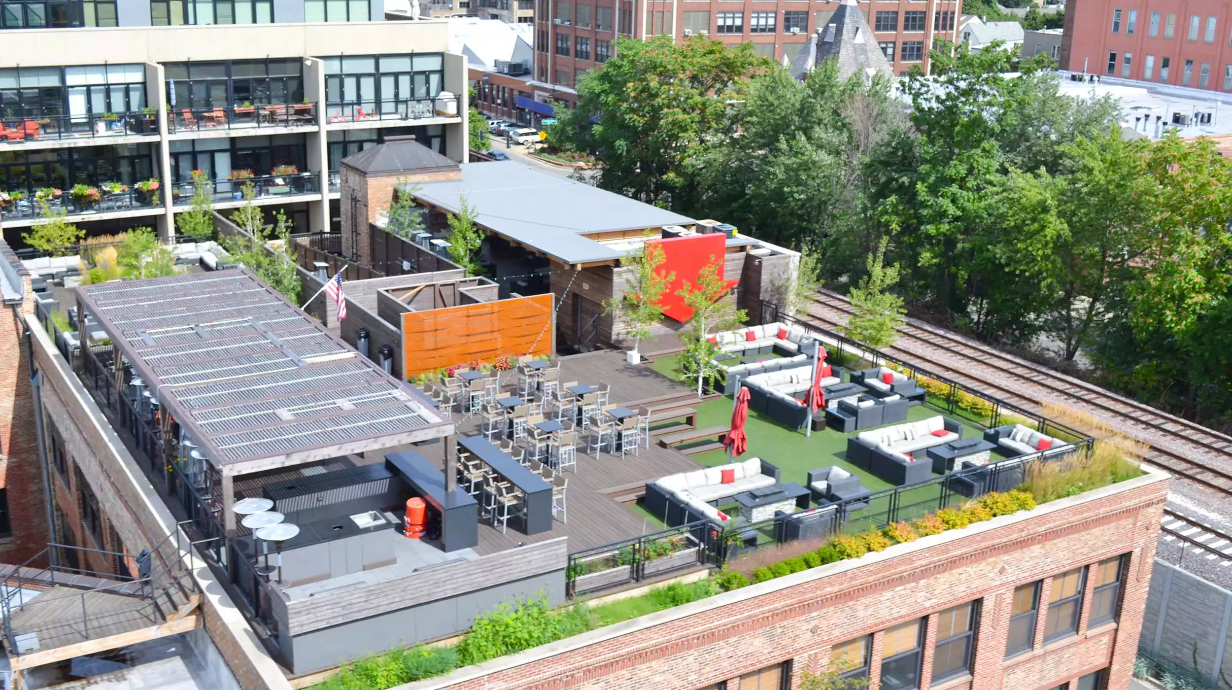 Chicago Roof Deck Projects Guaranteed Rate HQ Rooftop Photo 8