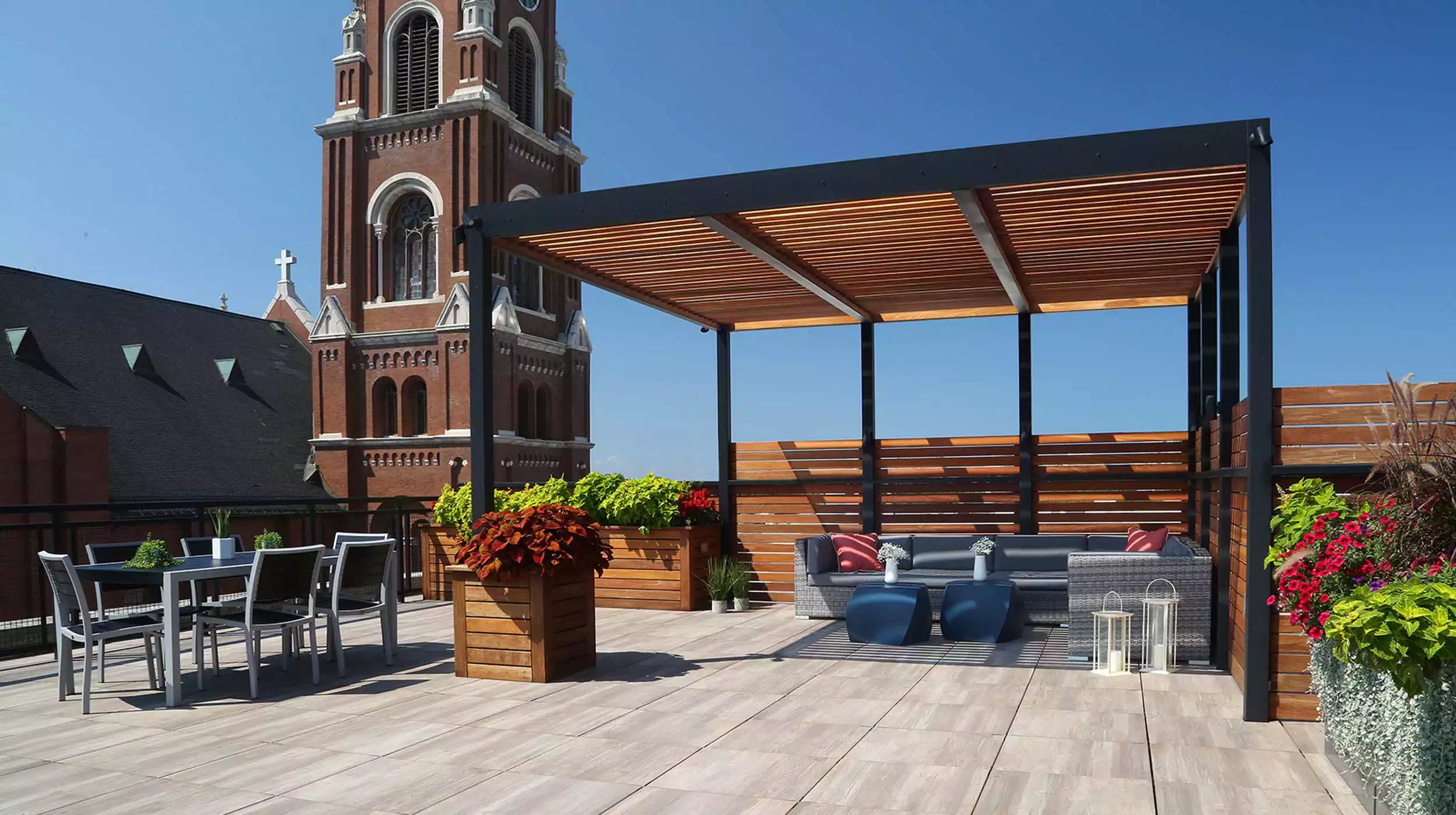 Chicago Roof Deck Projects Wood Grain Warmth in Old Town Photo 5