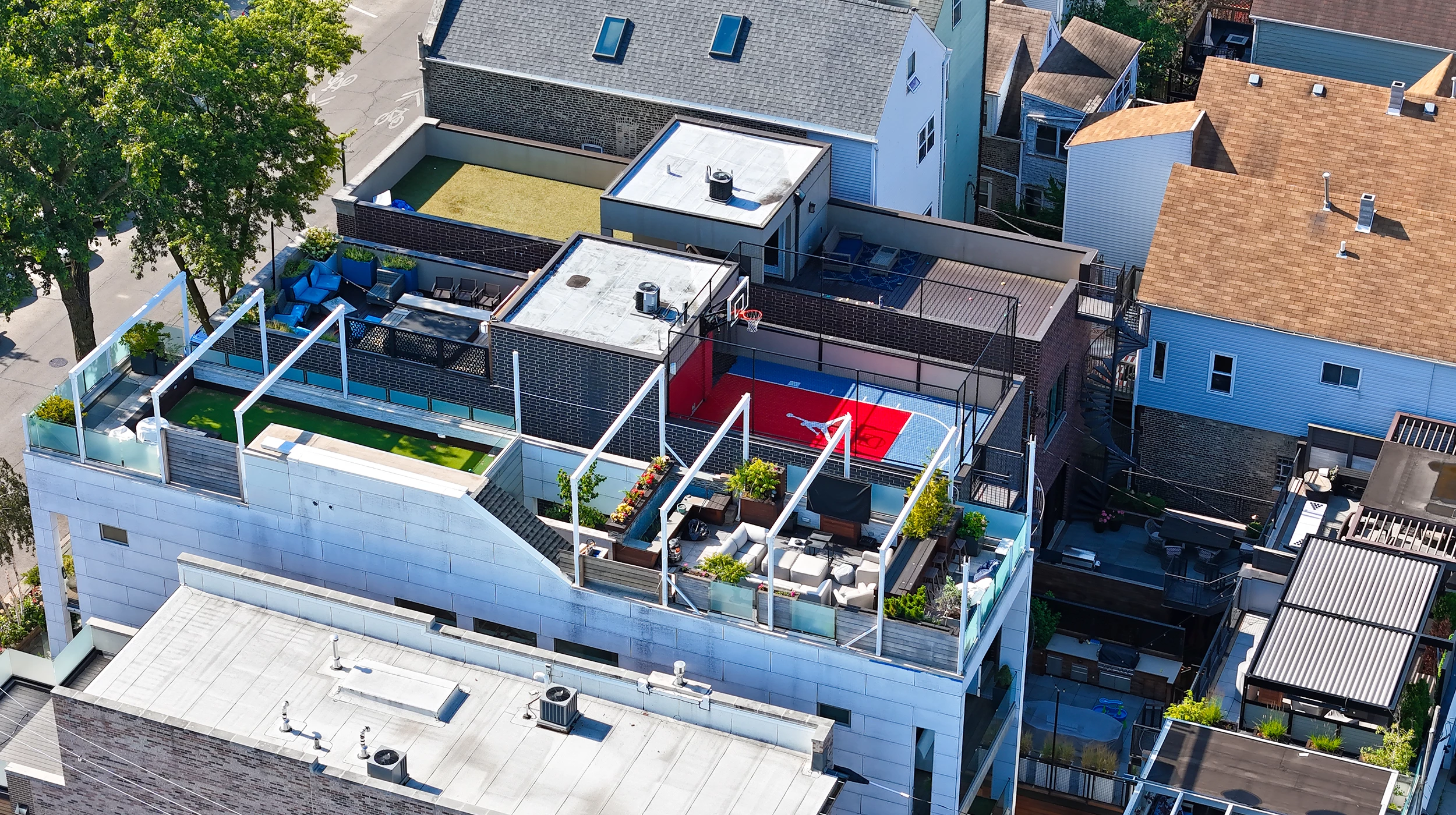 Chicago Roof Deck Projects Skyline Slam & Social  ▹ Photo 2