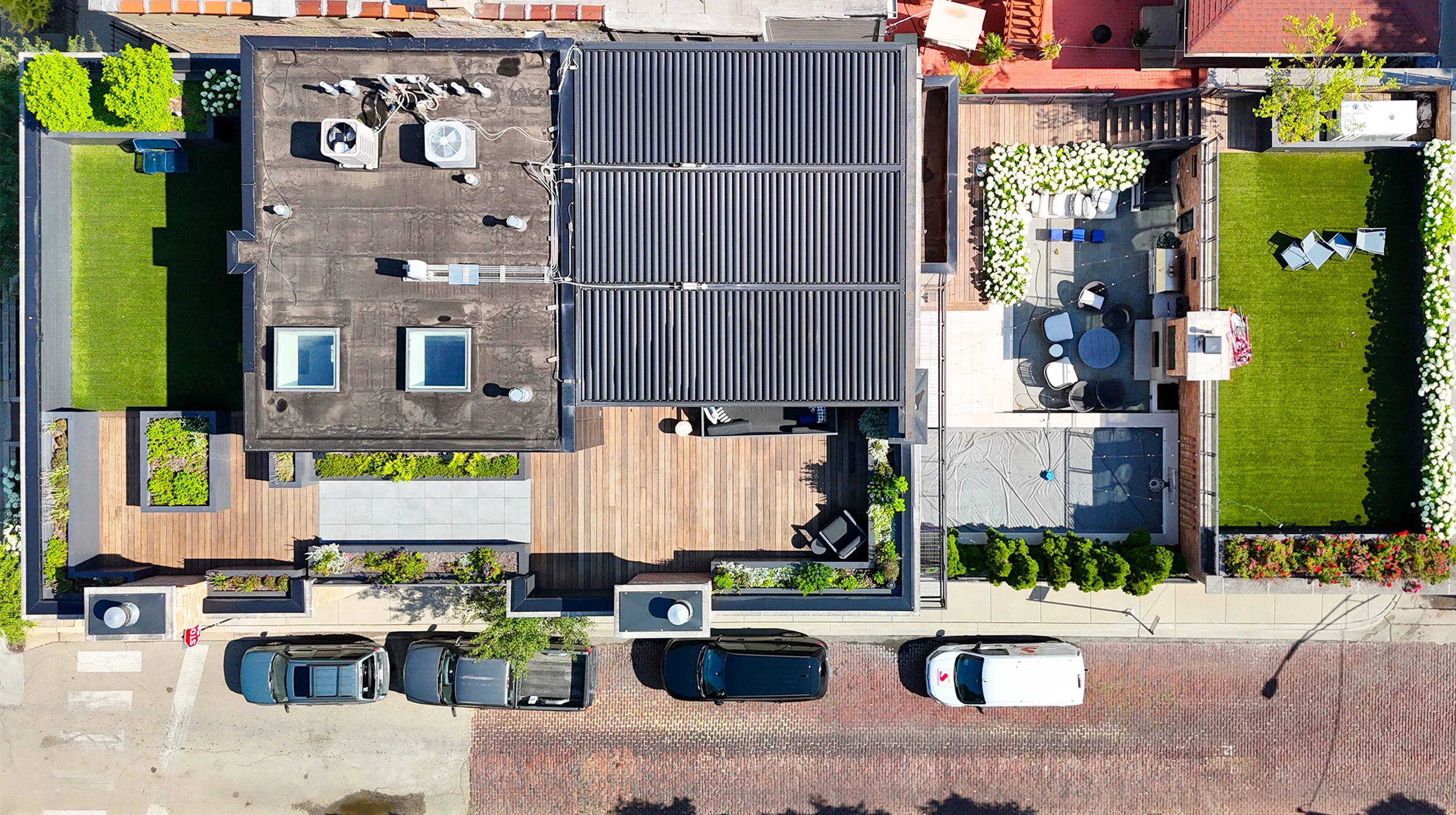 Chicago Roof Deck Projects The 606 Greenway Haven ▹ Photo 3