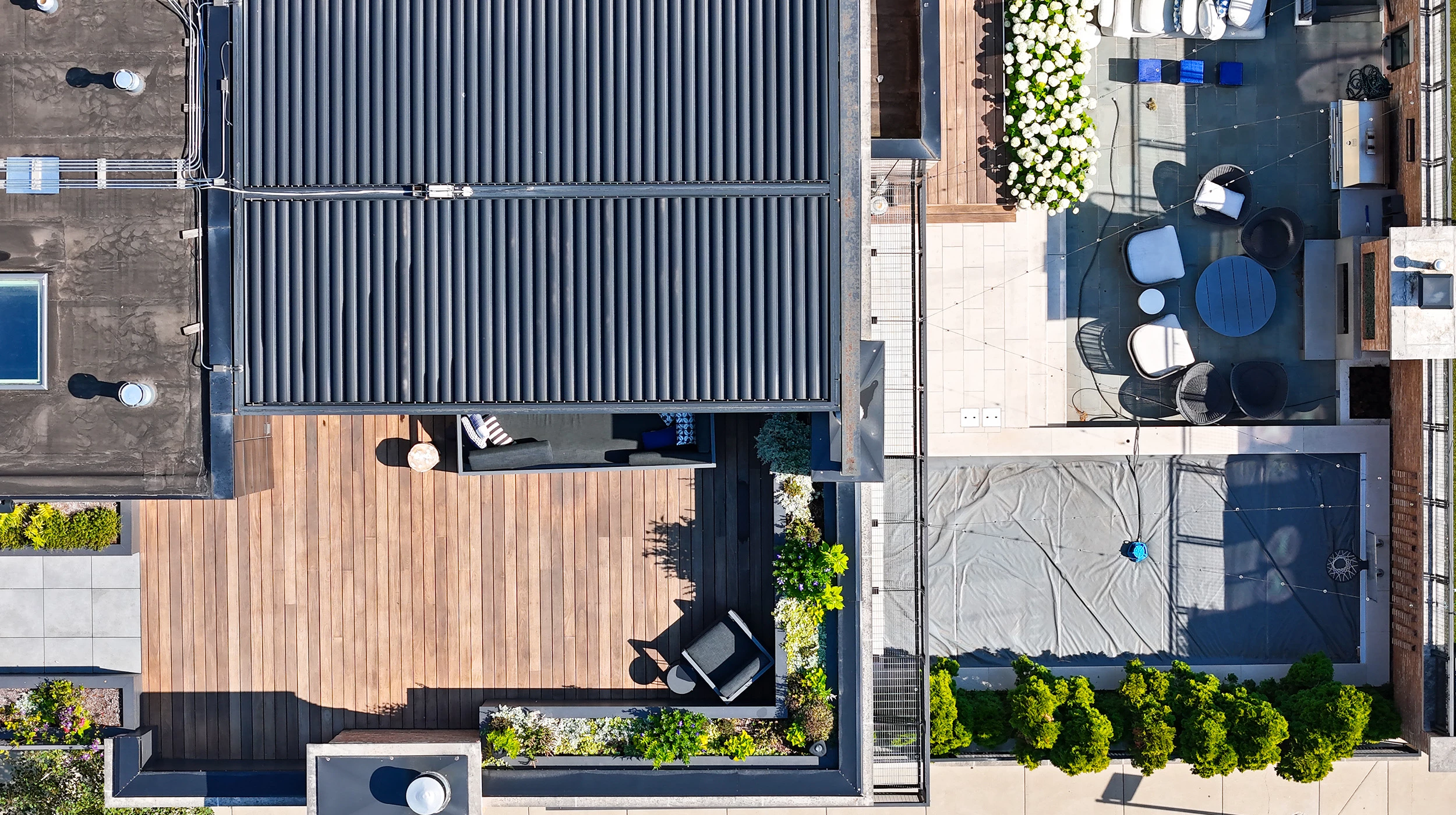 Chicago Roof Deck Projects The 606 Greenway Haven ▹ Photo 4