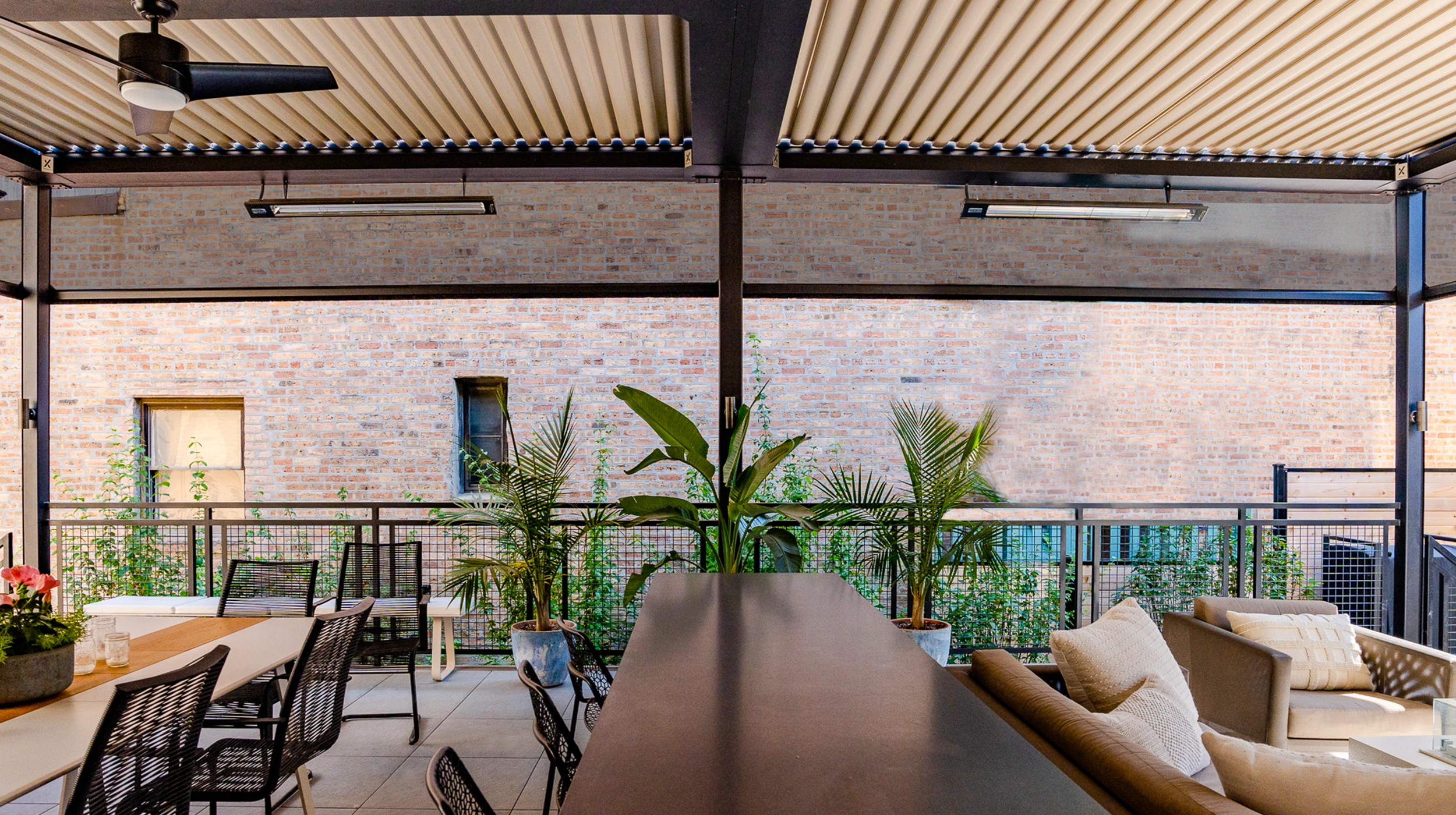 Chicago Roof Deck Projects Sky Court & Garden Haven ▹ Photo 1