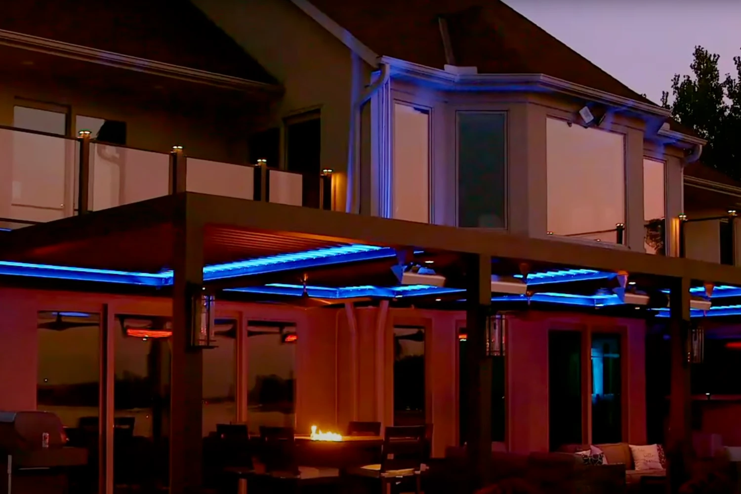 Chicago Roof Deck Pergola Interior LED lights Photo 4