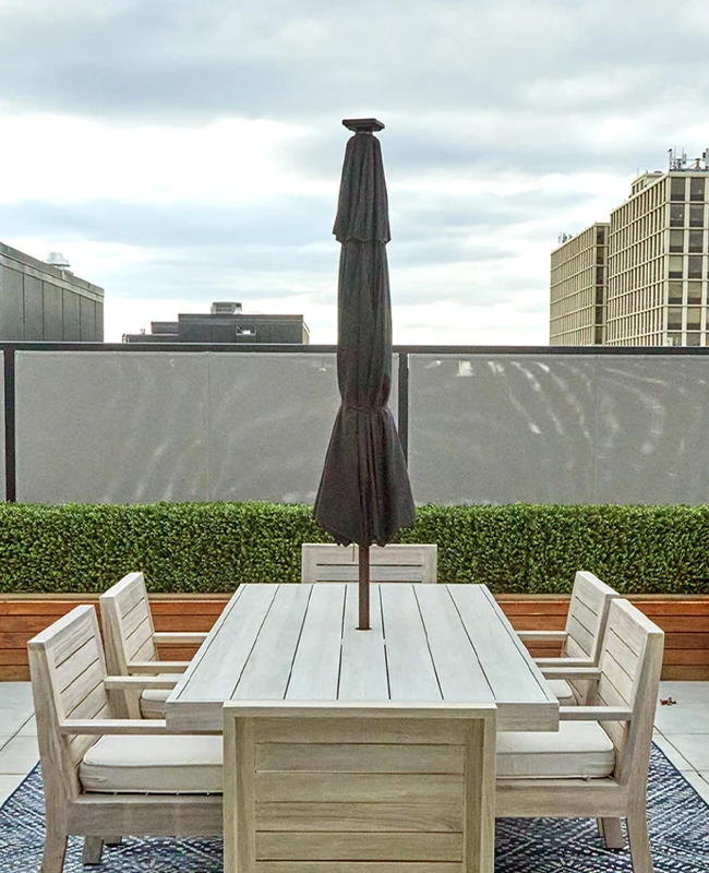 Chicago Roof Deck Team Patio dining sets 
