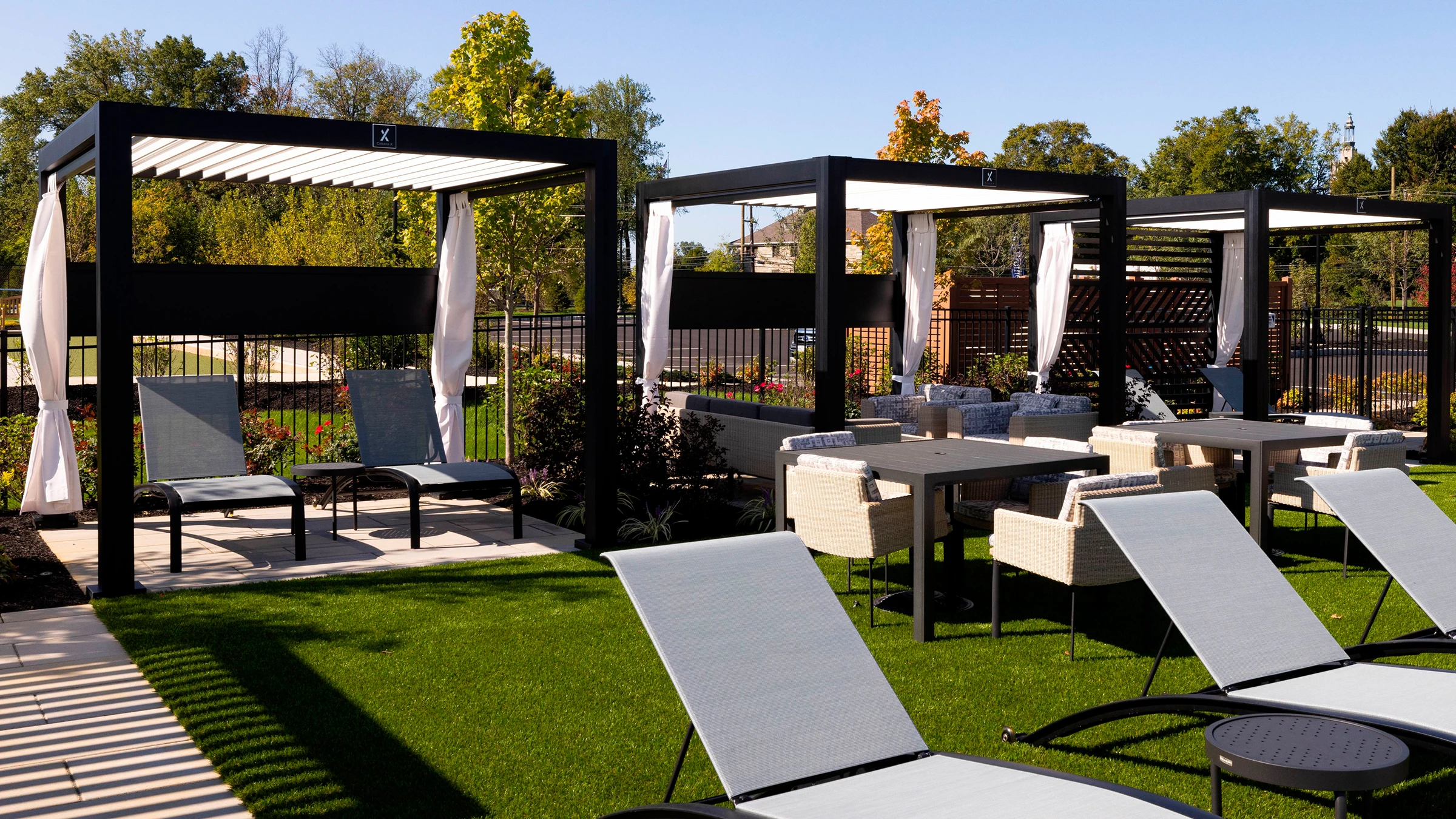 Chicago Roof Deck Pergola Privacy Panels Photo 4