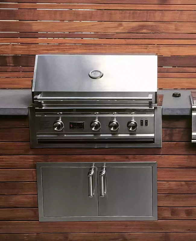 Chicago Roof Deck Team Outdoor grill 