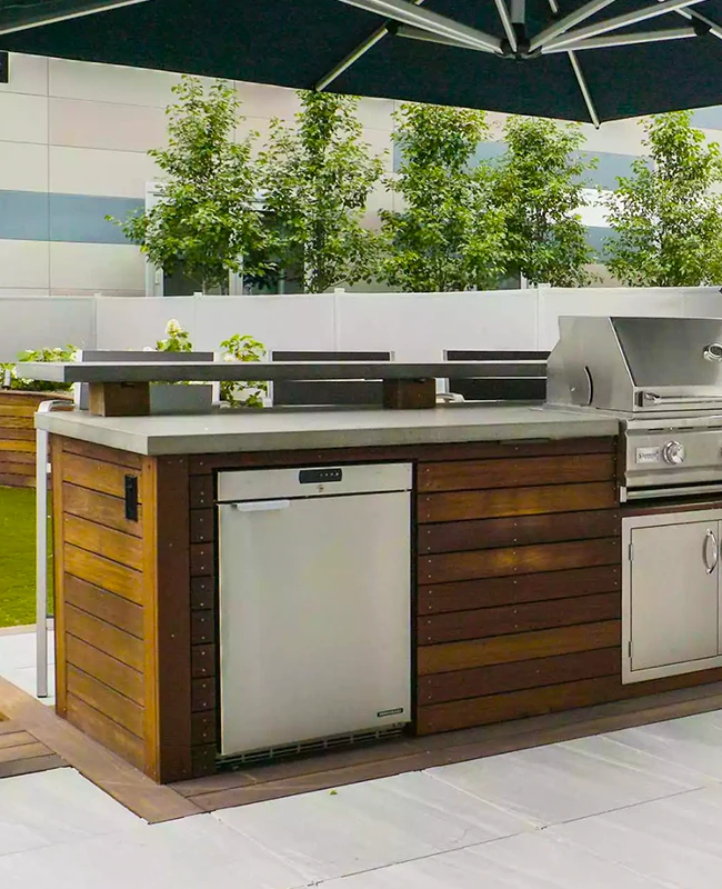 Chicago Roof Deck Team Outdoor serving counter 